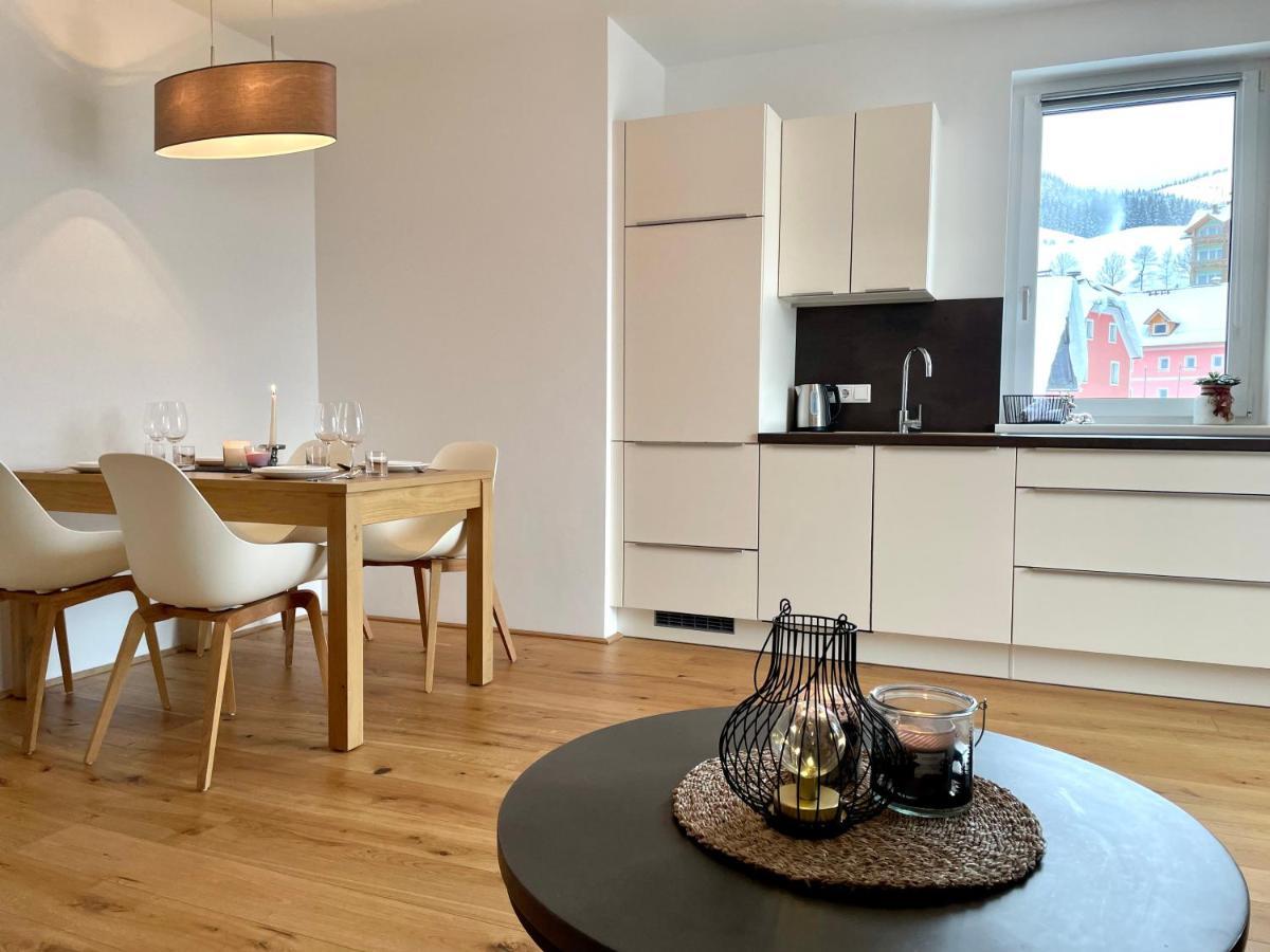Die Tauplitz Lodges - Alm Lodge A8 By Aa Holiday Homes エクステリア 写真